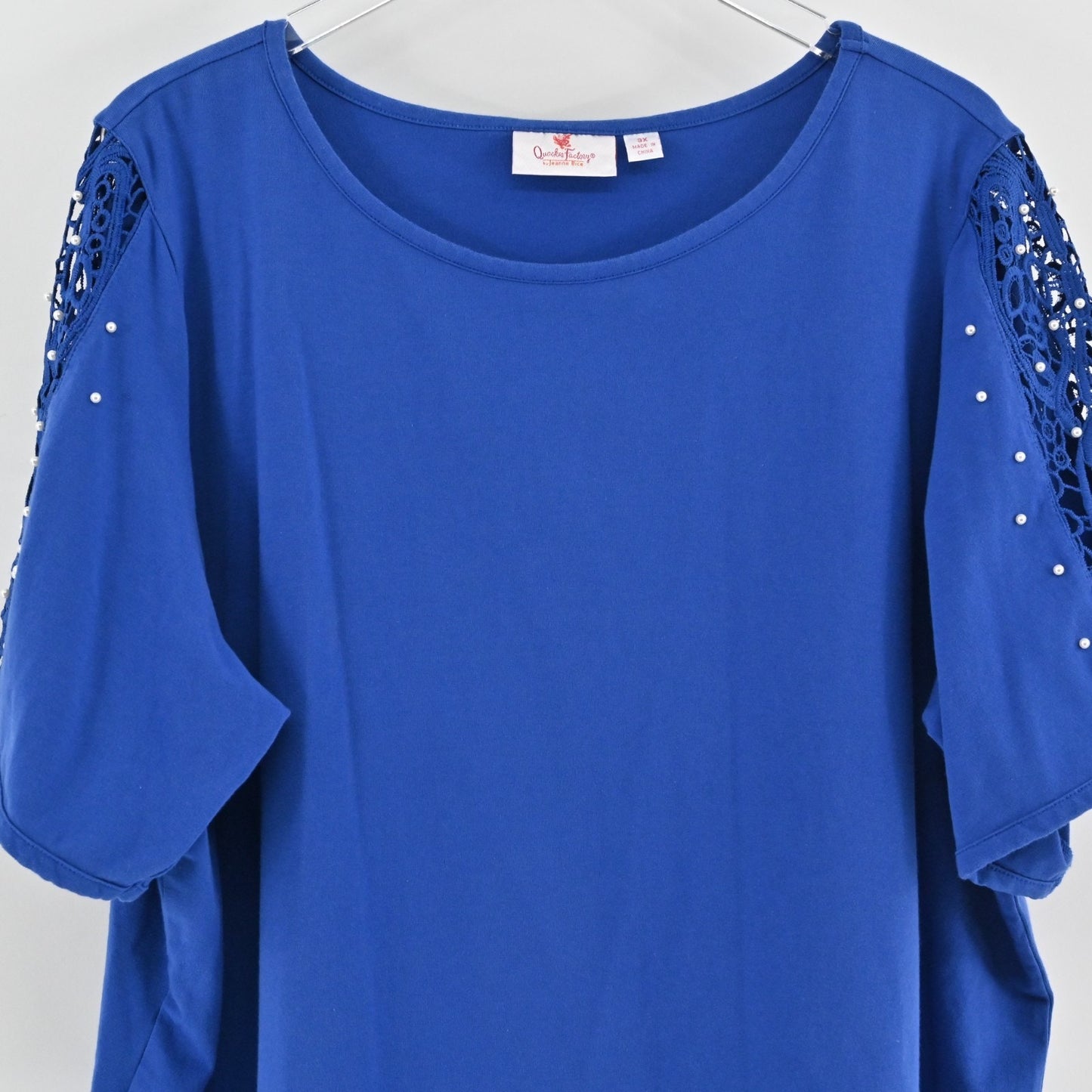 Quacker Factory Womens Lace Sleeve Knit Royal Blue Top Size 3X Faux Pearl Detail