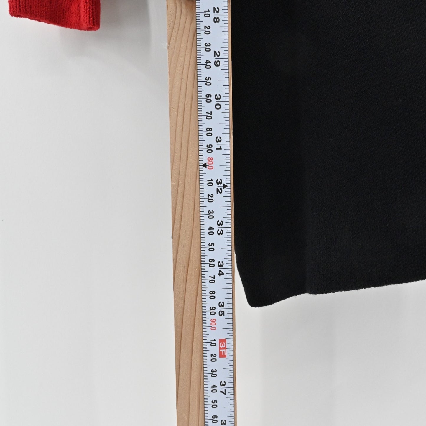 Vtg 80s ST JOHN Dress Size 8 Santana Knit Colorblock Red Black Mock Neck Shift