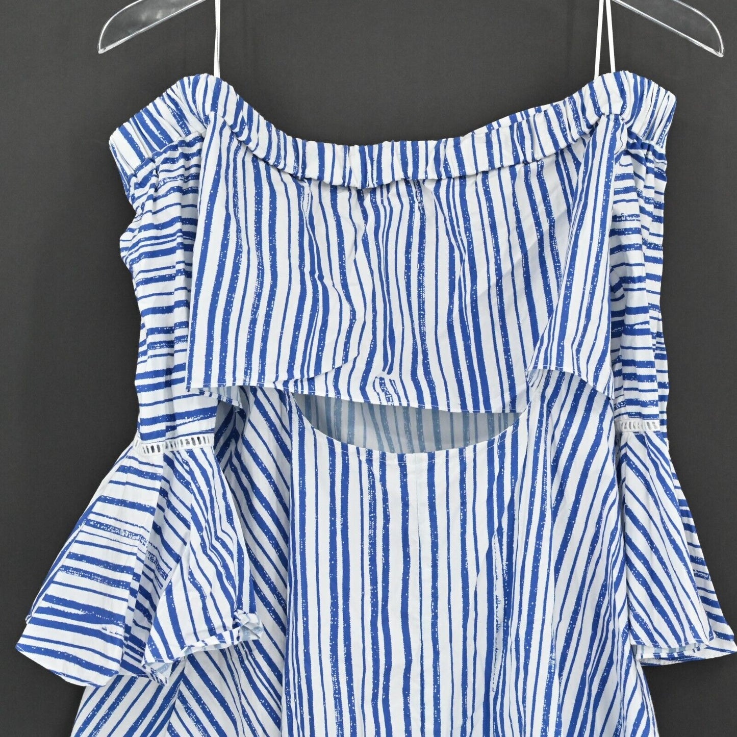 N NICHOLAS Top Womens Size 4 Blue White Off Shoulder Blouse Washed Stripe Cotton
