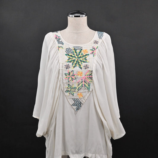 ANTHROPOLOGIE Womens Beaded Sequin Top Size L Tanvi Kedia Kashida Dolman Blouse