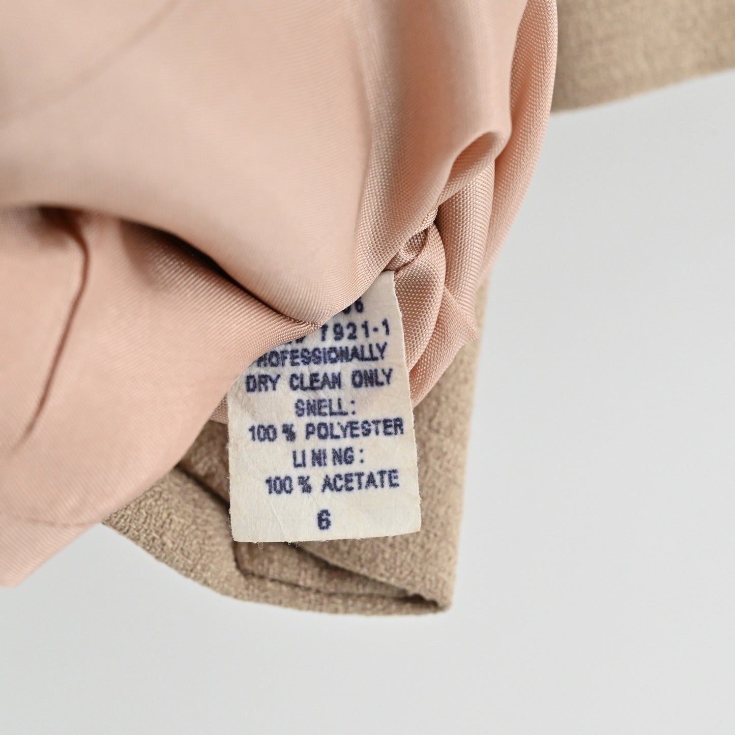 Vtg Oleg Cassini Skirt Suit Size 6 Beige Academia Old Money Quiet Luxury Career