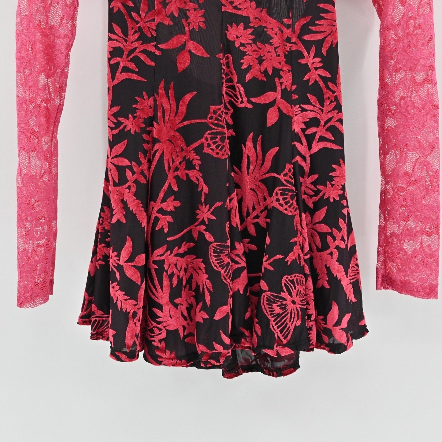 Delias Dolls Kill Watermelon Sugar Velvet Burnout Dress Size M Lace Floral Mini