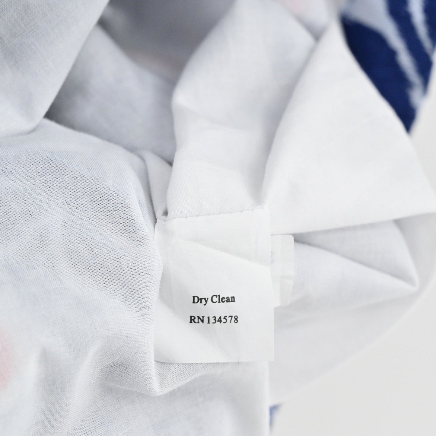 Vineyard Vines Whale Tail Tile Dress Size 14 Sleeveless Blue Red Floral Ikat