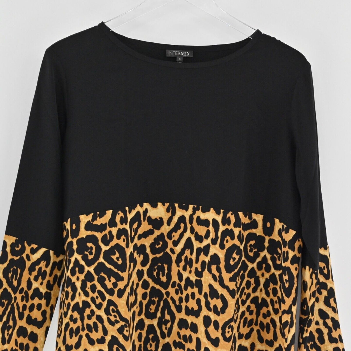 INTERMIX Top Womens Size S Colorblock Black Leopard Print 100% Silk Long Sleeves