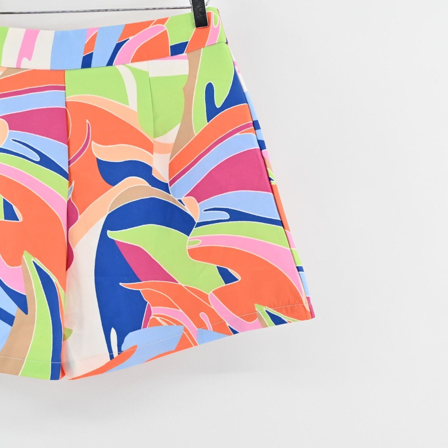 FLYING TOMATO Skort Womens Size L Ideally Yours Printed Tropical Multicolor Chic