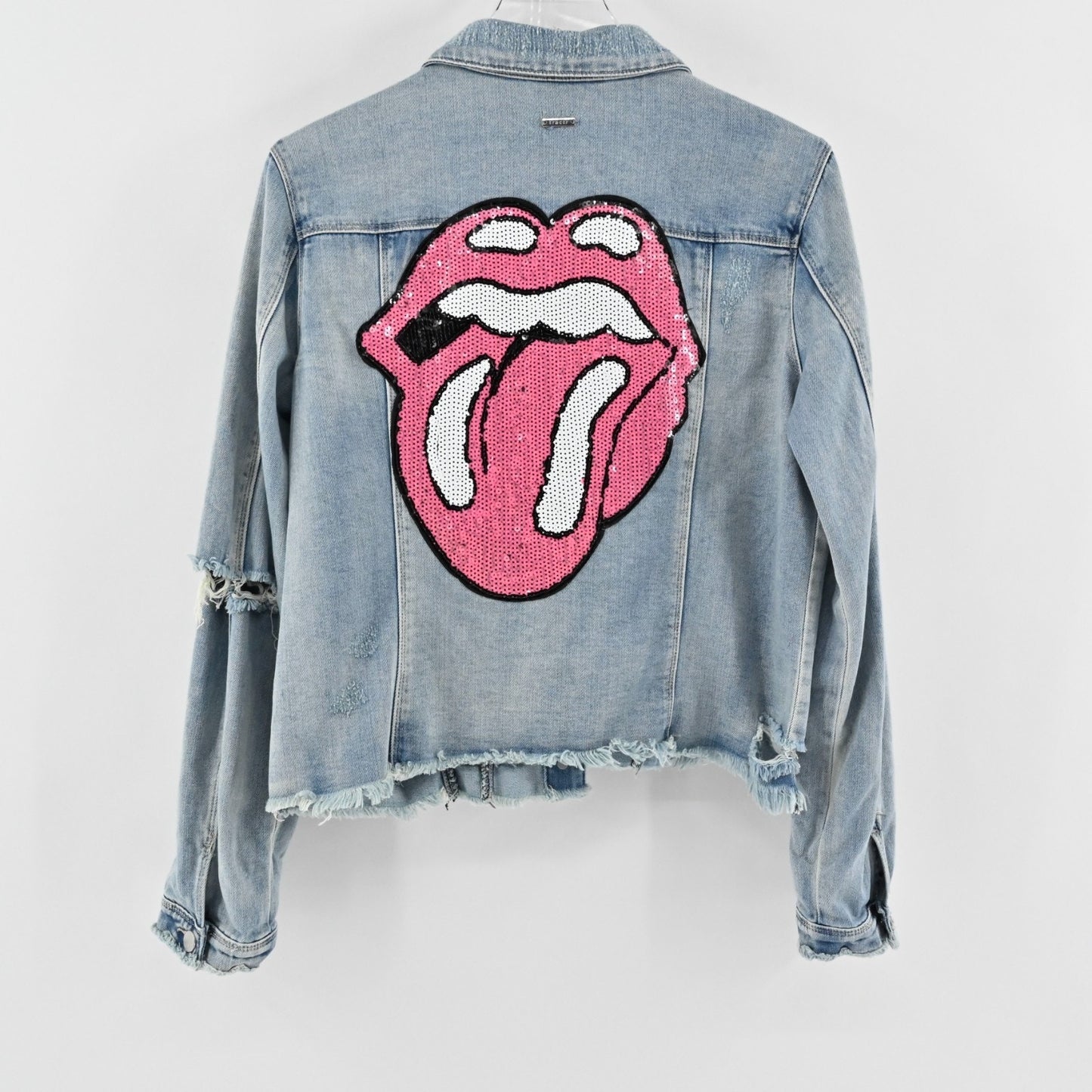 Tractr Womens Jean Jacket Size XL Pink Sequin Tongue Button Rolling Blue Stones
