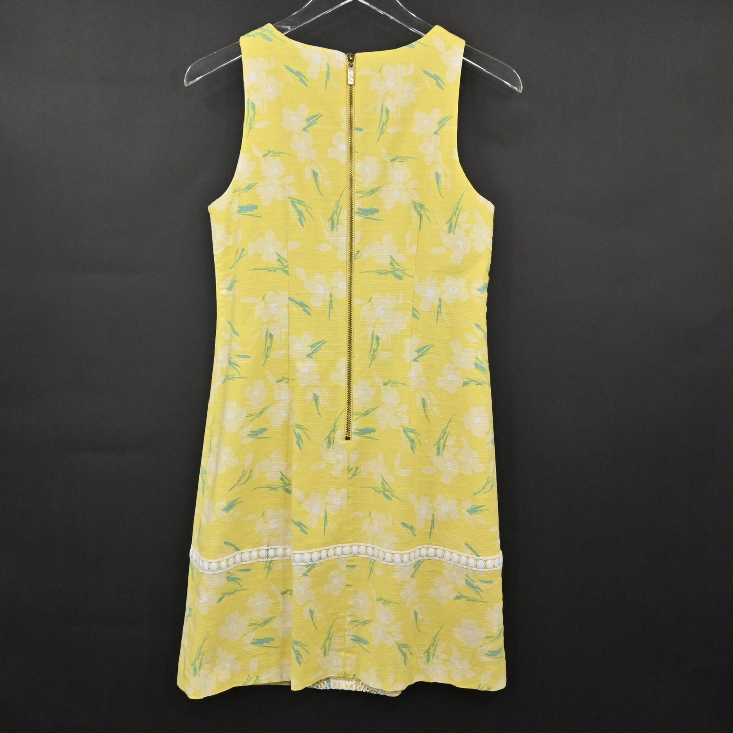 ELIZA J Yellow Shift Dress Size 6 Sleeveless White Lace Trim Floral Print Preppy