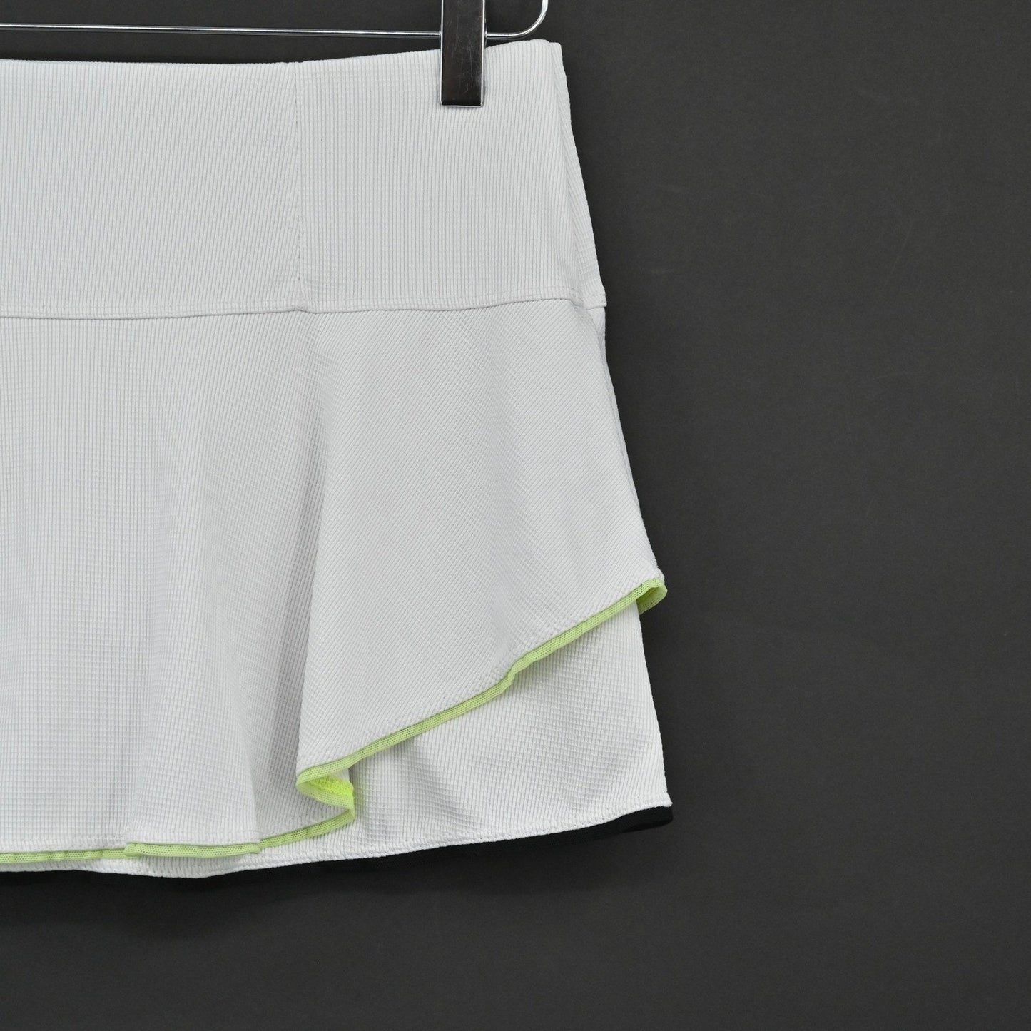 Lucky in Love White Skort Size S Tiered Skirt Tennis Golf Pickleball Athletic