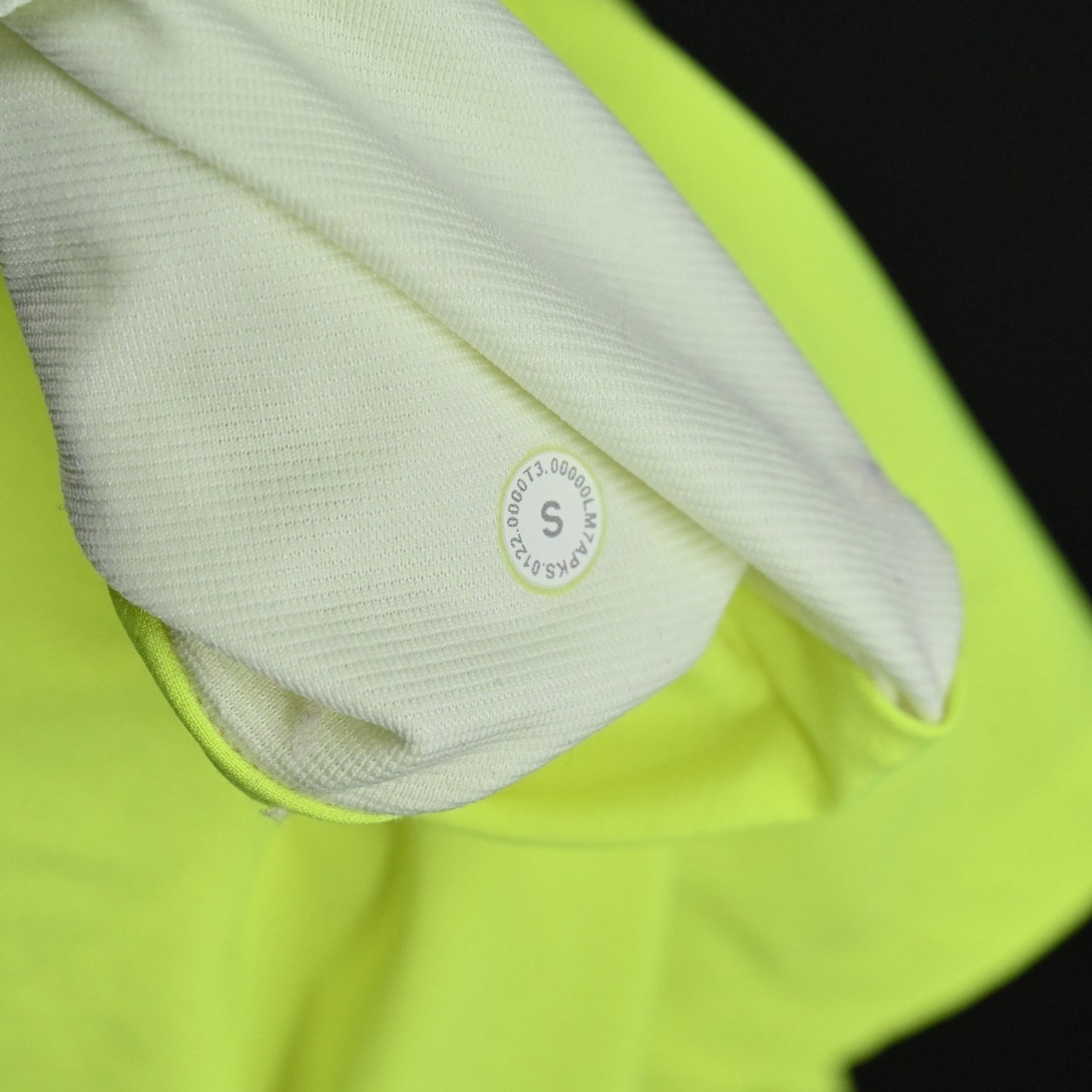 LULULEMON Athletic Shorts Mens Size S Pace Breaker 7" Neon Yellow Gym Workout
