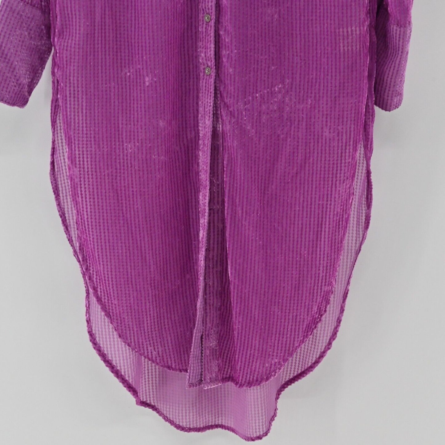 ANTHROPOLOGIE Top Womens Sz XS Akemi + Kin Purple Velvet Tunic Duster Button