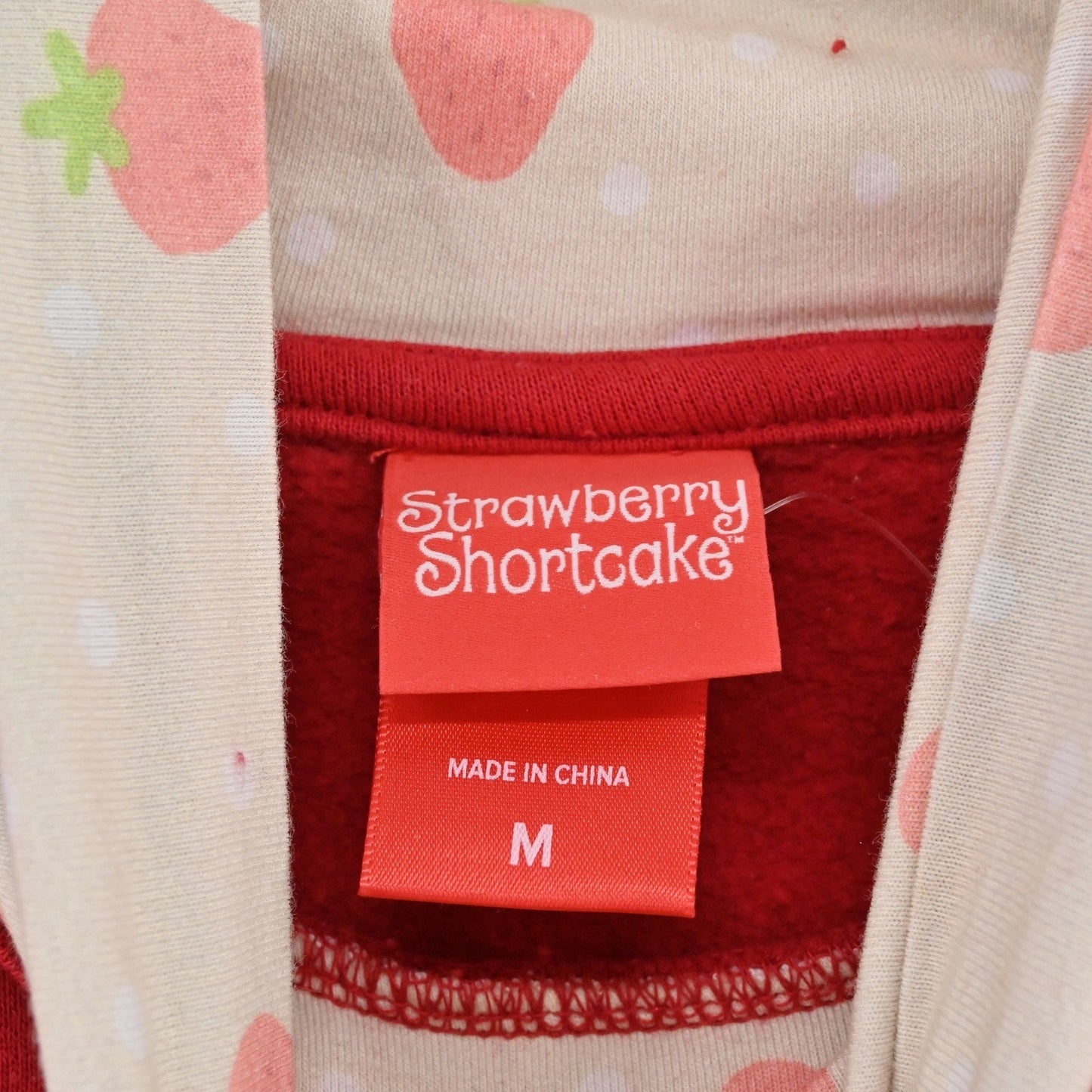 BoxLunch Strawberry Shortcake Sweater Size M Turtleneck Crewneck Nostalgic Retro