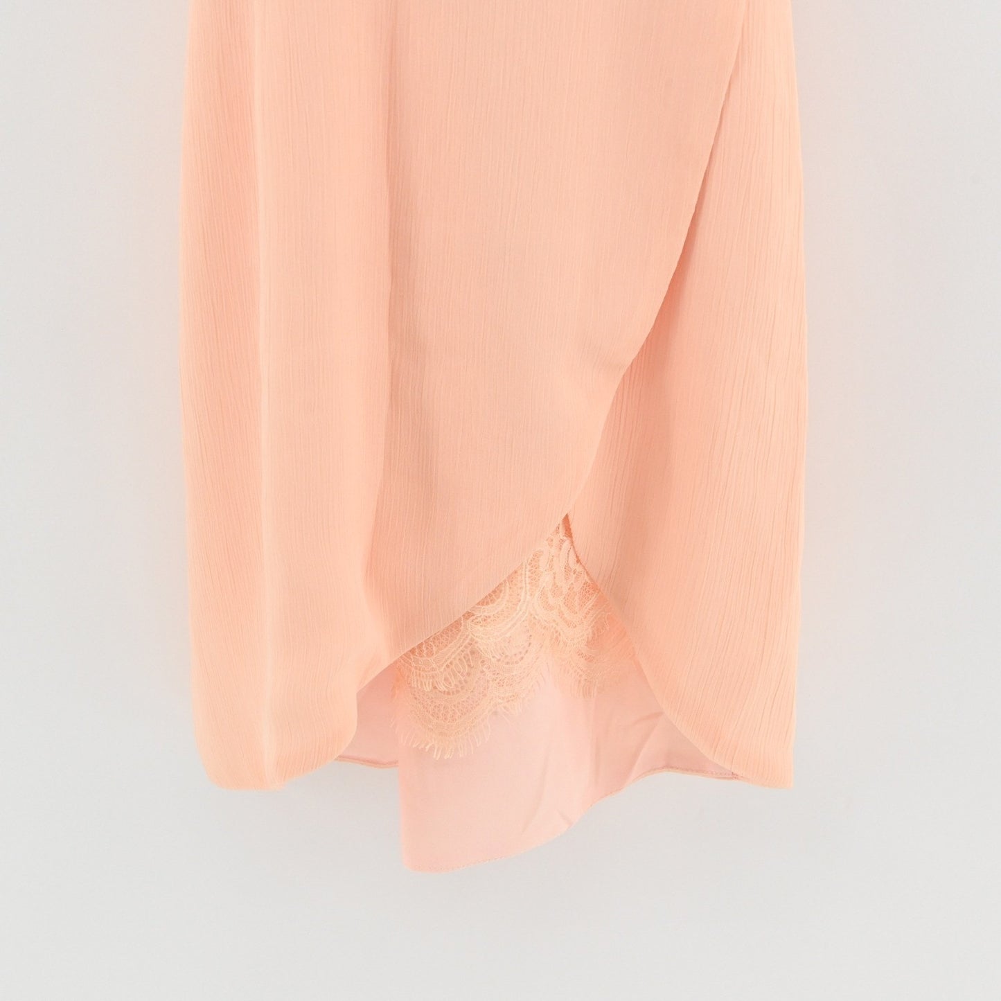 Lovers Friends Soulmate Faux Wrap Mini Dress Size XS Peach Lace Ethereal Revolve