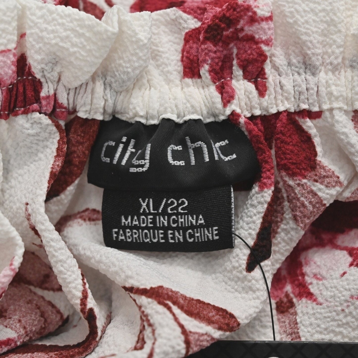 CITY CHIC Womens Top Size XL/22 Ivory Soft Blooms White Red Floral Peplum Ruffle