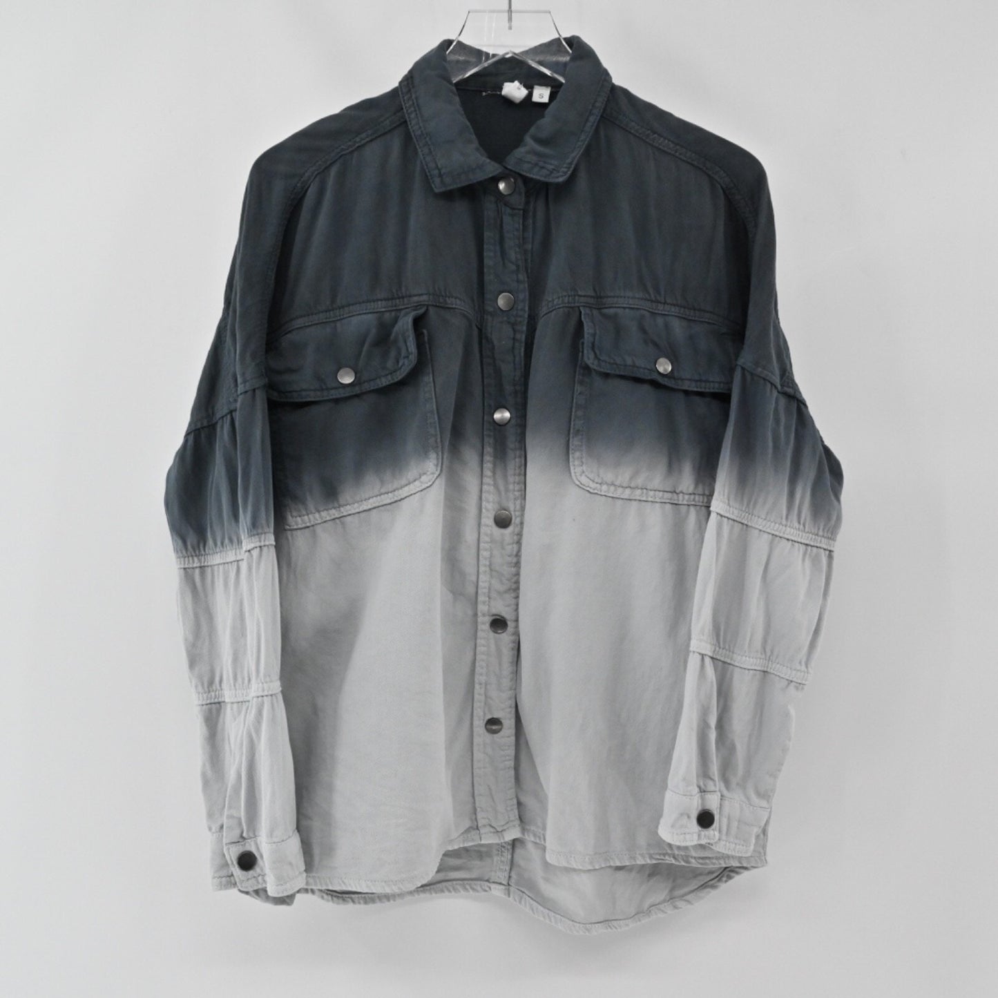 ELAN Womens Devan Denim Jacket Size S Gray Ombre Rock Roll Edgy Shacket Cotton