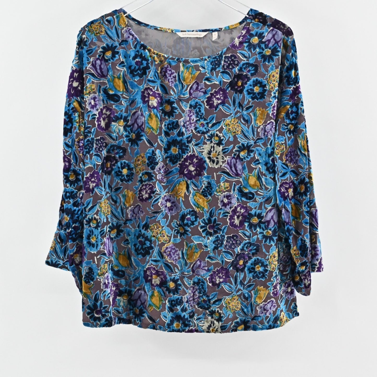 SOFT SURROUNDINGS Eliana Velvet Top Womens Size S Blue Floral Bateau Neck Blouse