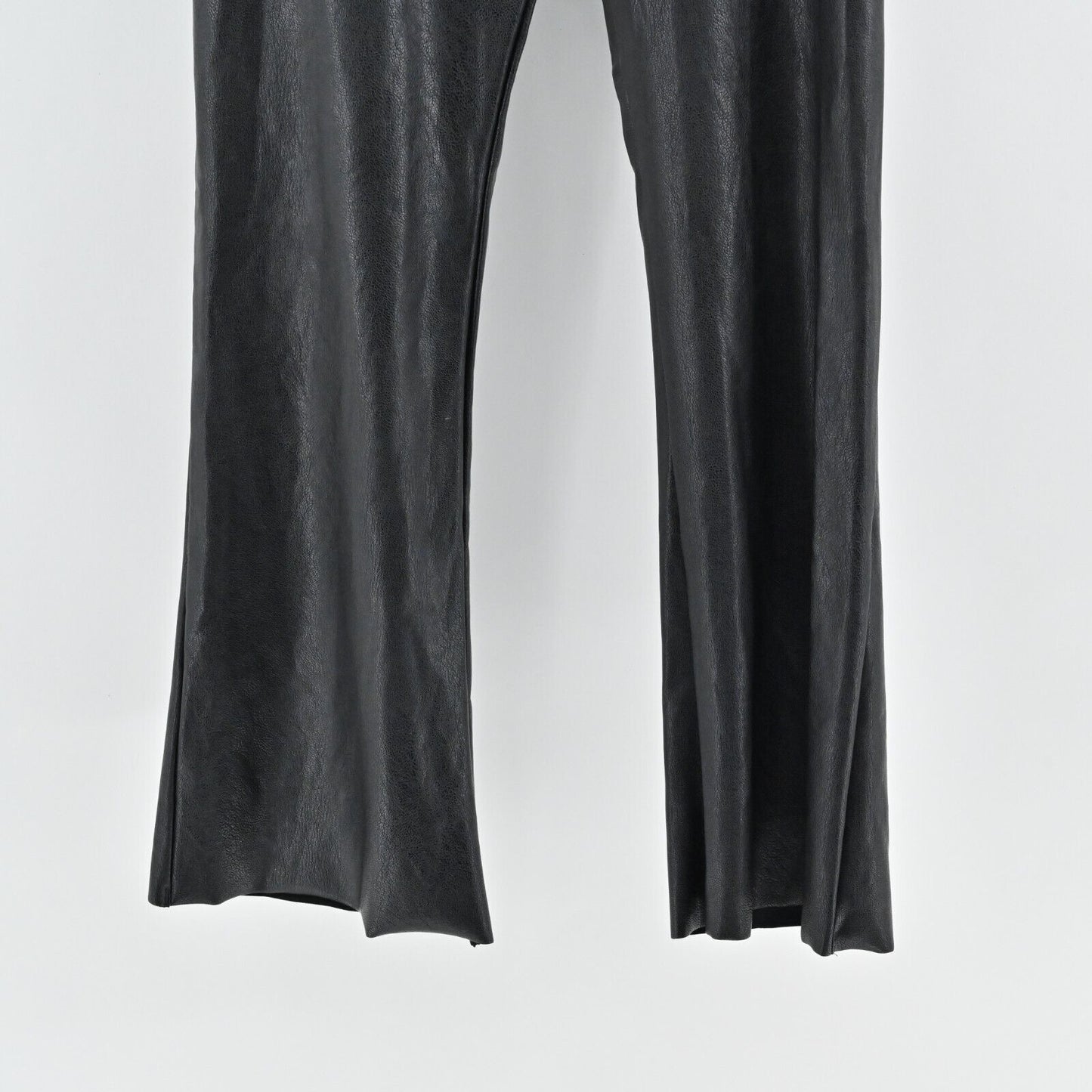 COMMANDO Pants Womens Size M Solid Black Faux Leather Cropped Flare Pull On NEW