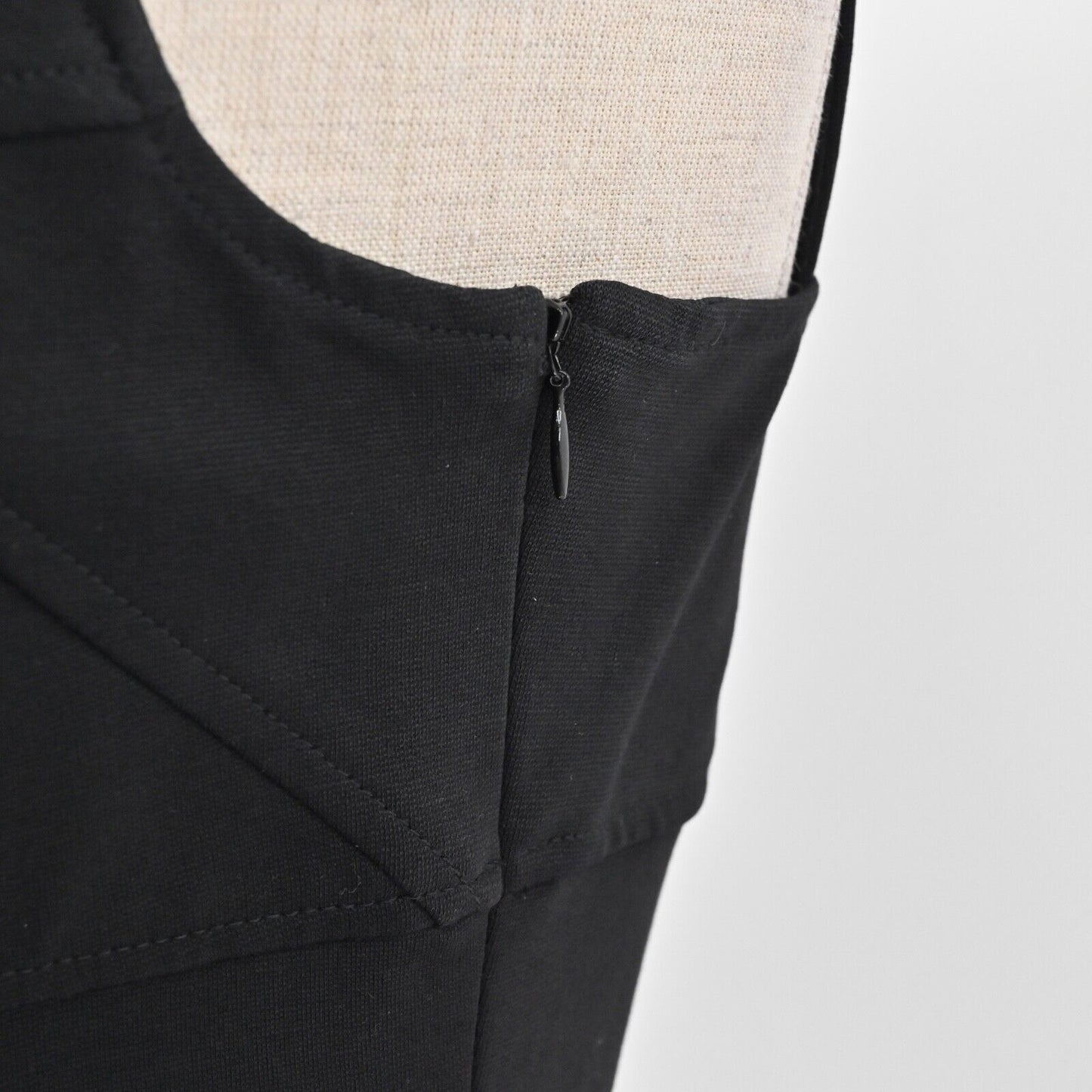 Vtg DIANE VON FURSTENBERG Dress Size S Black Cotton VNeck Bodycon Sheath USA Y2k