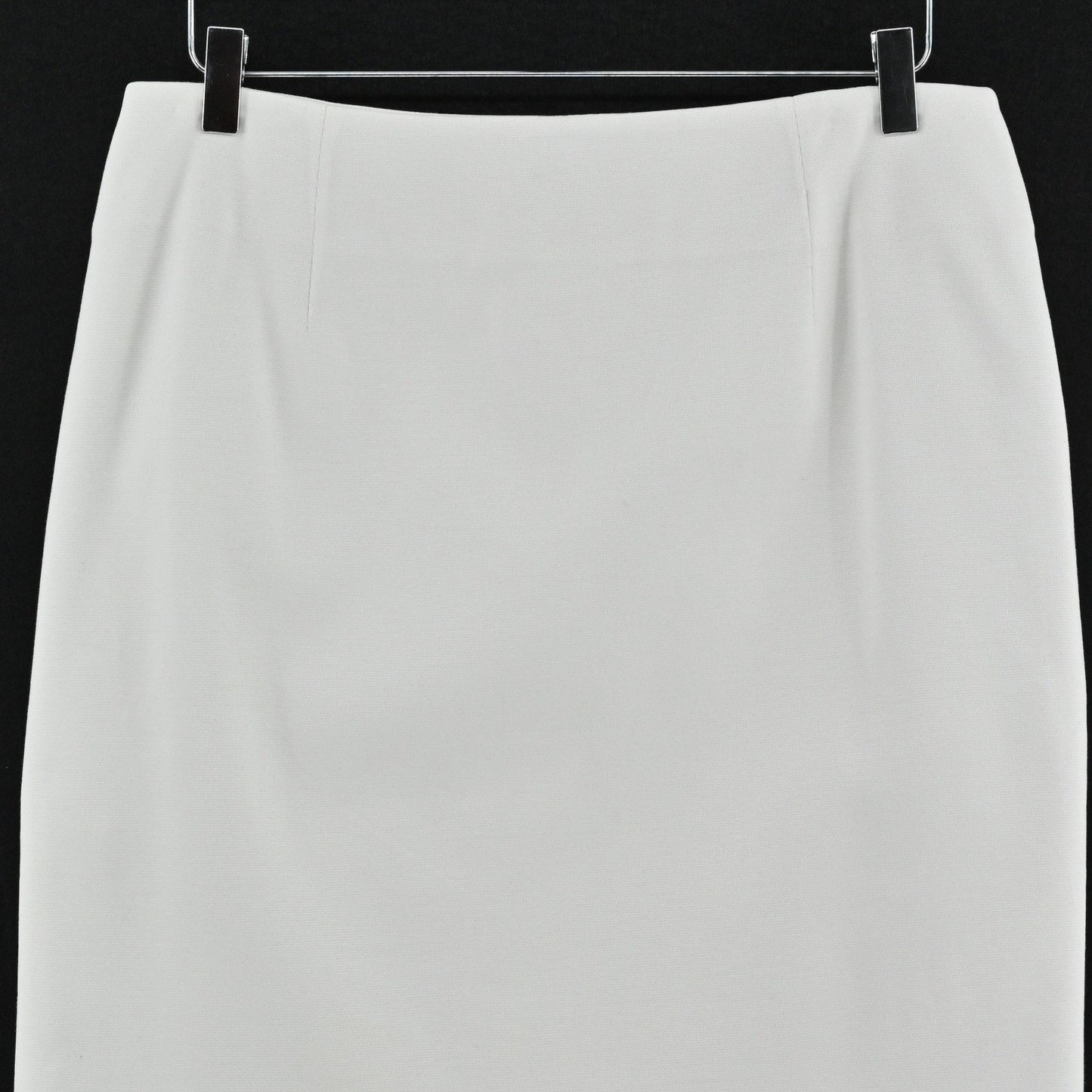 Les Copains White Pencil Skirt Size 8 Quiet Luxury Knee Length Career Business