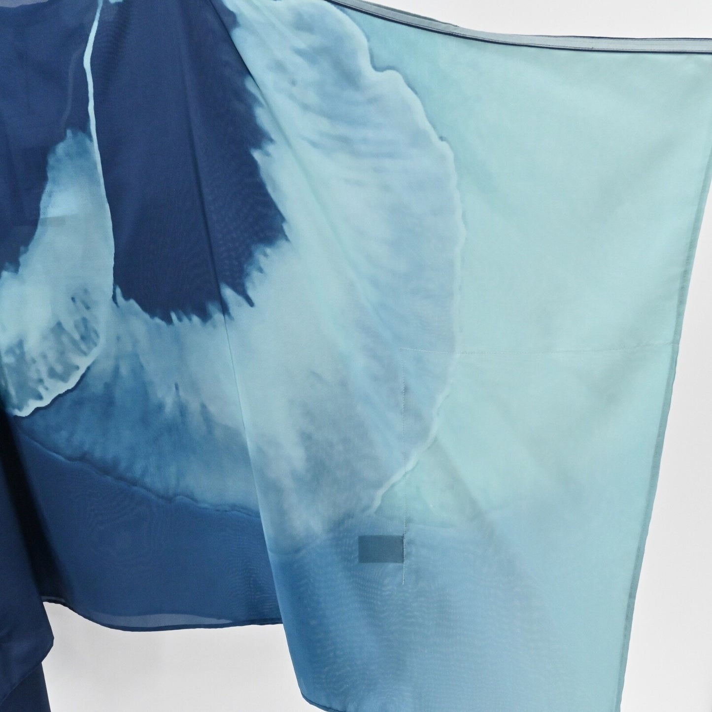LAFAYETTE 148 Womens Silk Tie Dye Top Sz M Blue Cold Shoulder Dolman Sleeve NEW