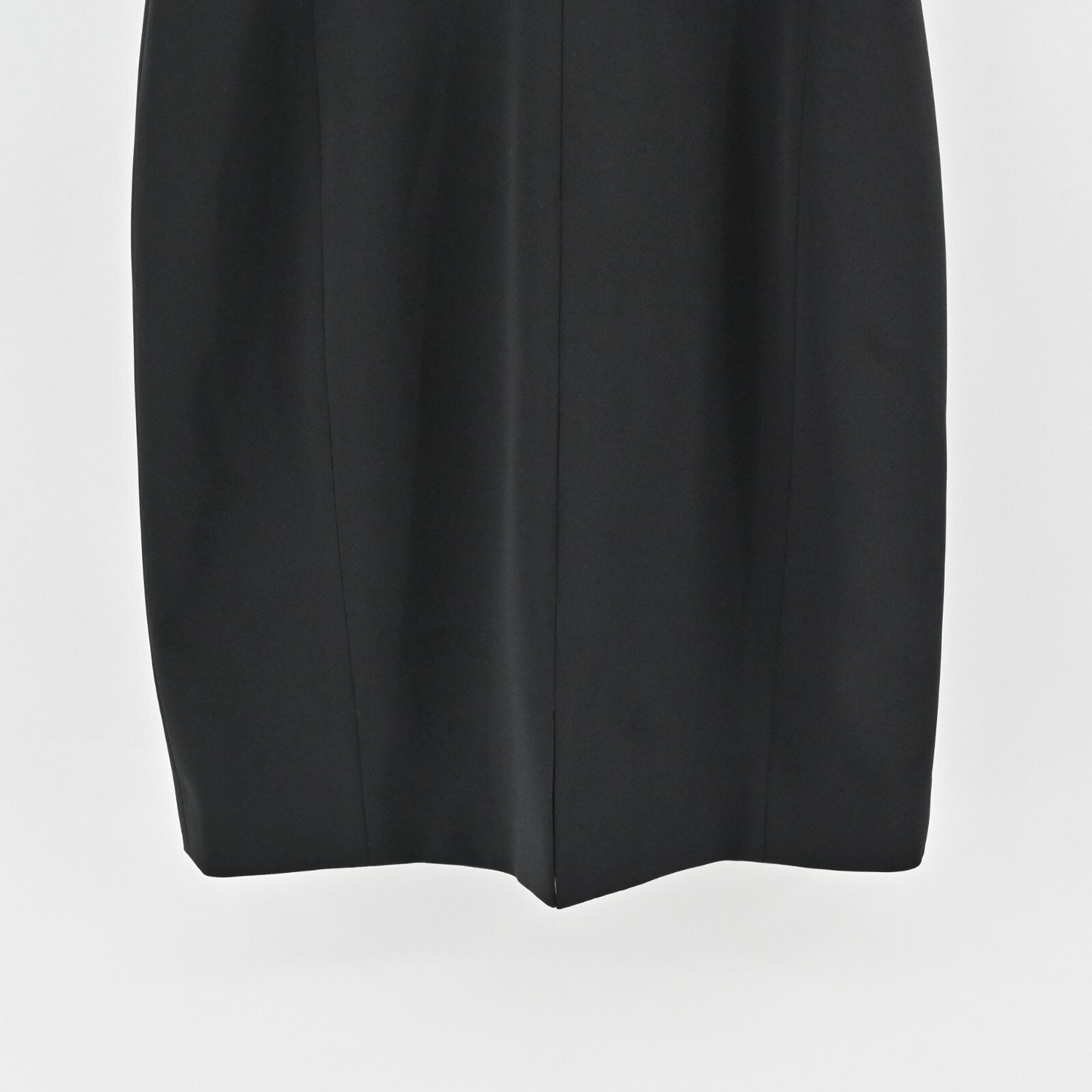 W by WORTH Dress Size 2 Classic Black Sleeveless Yellow Stitch Trim Quiet Luxury