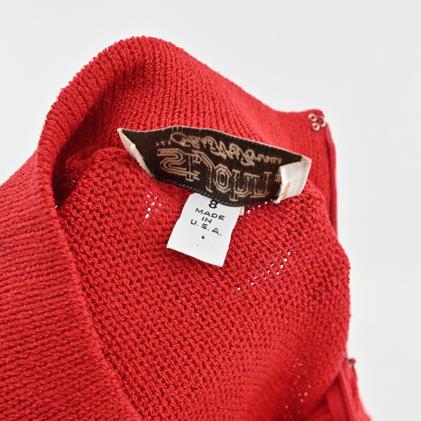 Vtg 80s ST JOHN Dress Size 8 Santana Knit Colorblock Red Black Mock Neck Shift