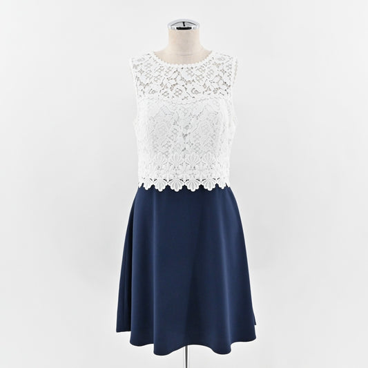 LILLY PULITZER Dress Size 8 Carolyn True Navy White Lace Sleeveless Fit Flare