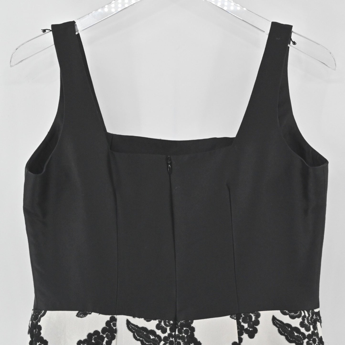 SHANNON MCLEAN Dress Womens Size L Black White Floral Embroidered Mini Sheath