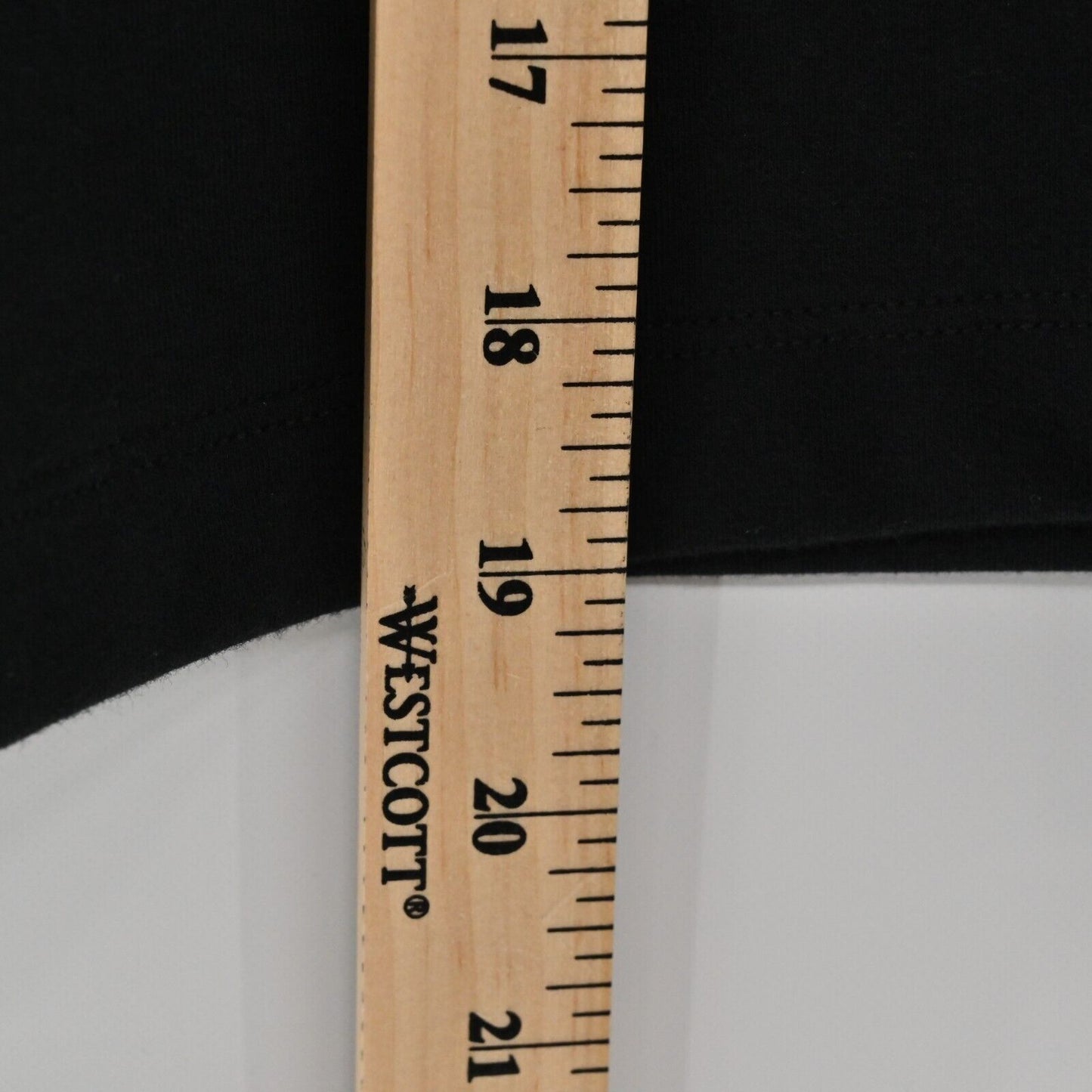 HUNTER Pullover Crewneck Womens Sz S Sweatshirt Chain Trim Logo Black White Crop