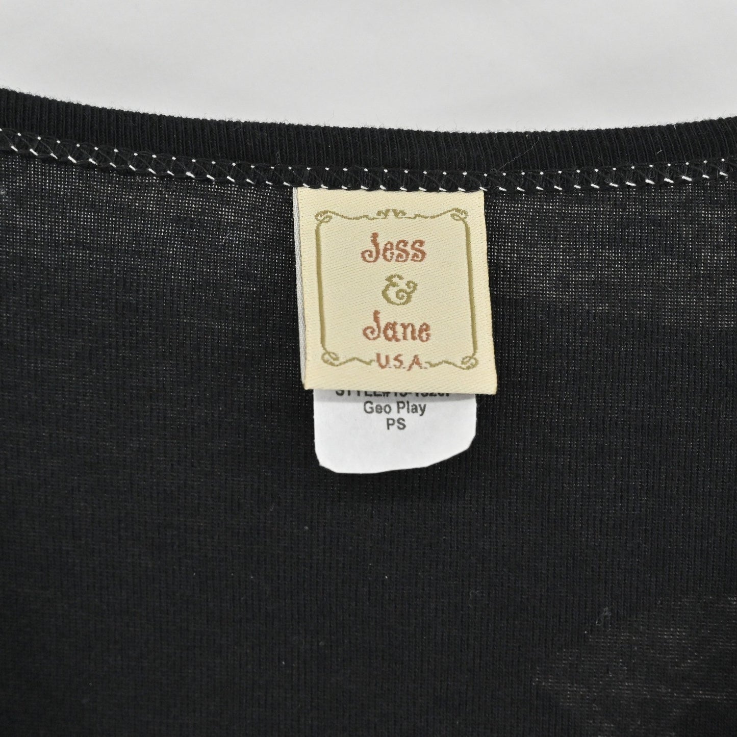 Jess Jane Womens Geo Play Top Size S Petite Art to Wear 3/4 Sleeve Geometric