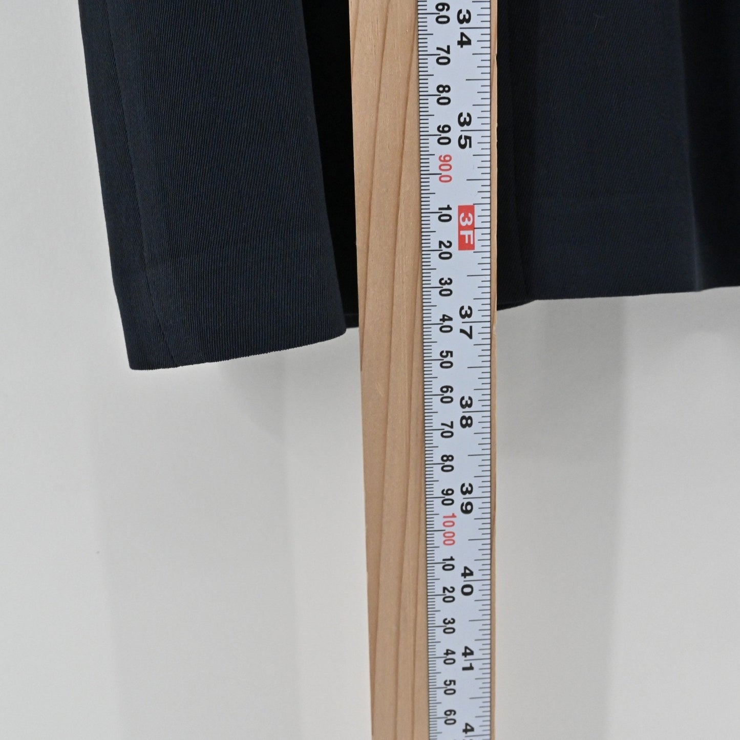 Theory Eldah Sleeveless Wrap Dress Size 10 Wool Navy Blue Quiet Luxury V Neck