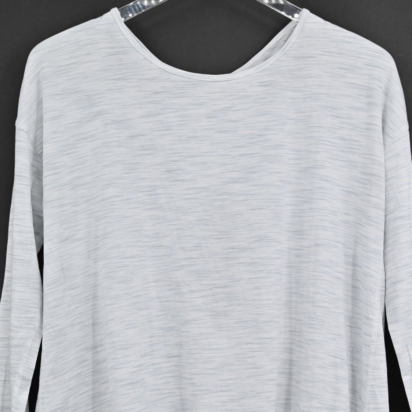 LULULEMON Womens Back Into It Top Size 4 Space Dye Alpine White Ice Gray Logo