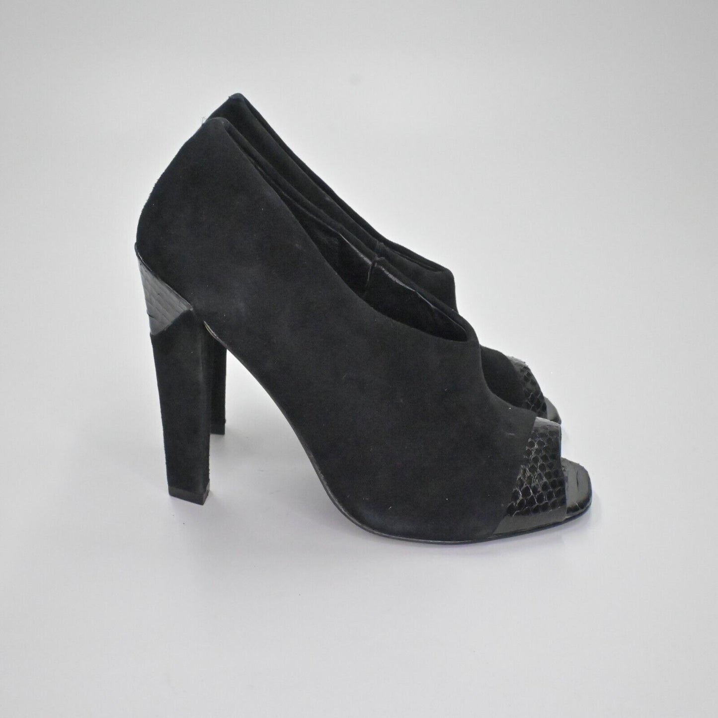 Vtg CHARLES JOURDAN Heels Womens Size 8 Black Suede Snakeskin Embossed Peep Toe