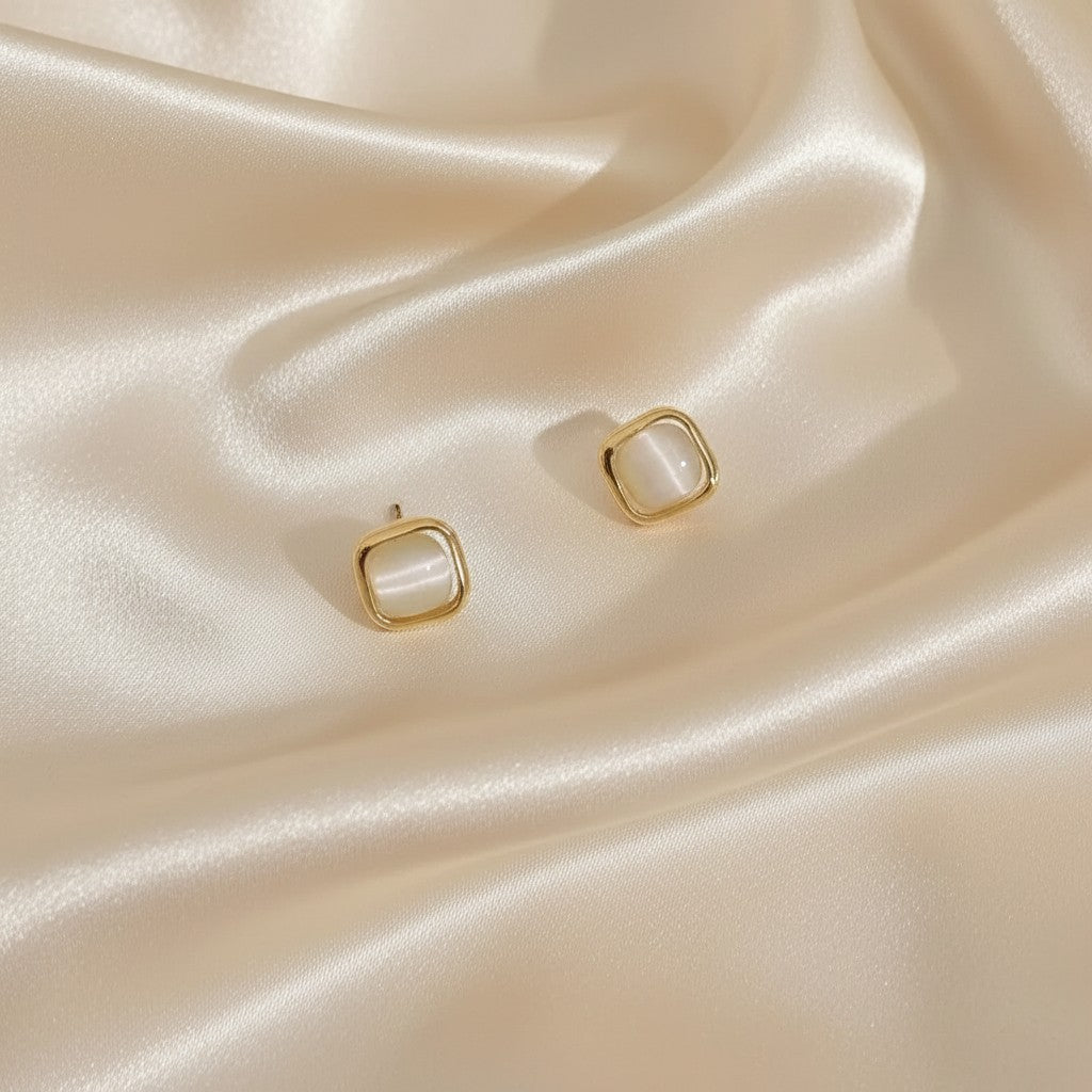 Lynn's Closet Boutique Geometric Cat's Eye Earrings