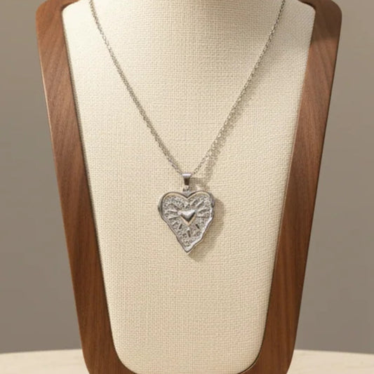 Relief Texture Hollow Heart Pendant Necklace Silver Tone Stainless Steel