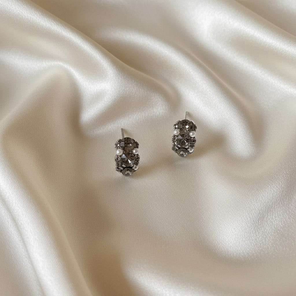 Lynn's Closet Boutique Elegant Versatile Ear Earrings