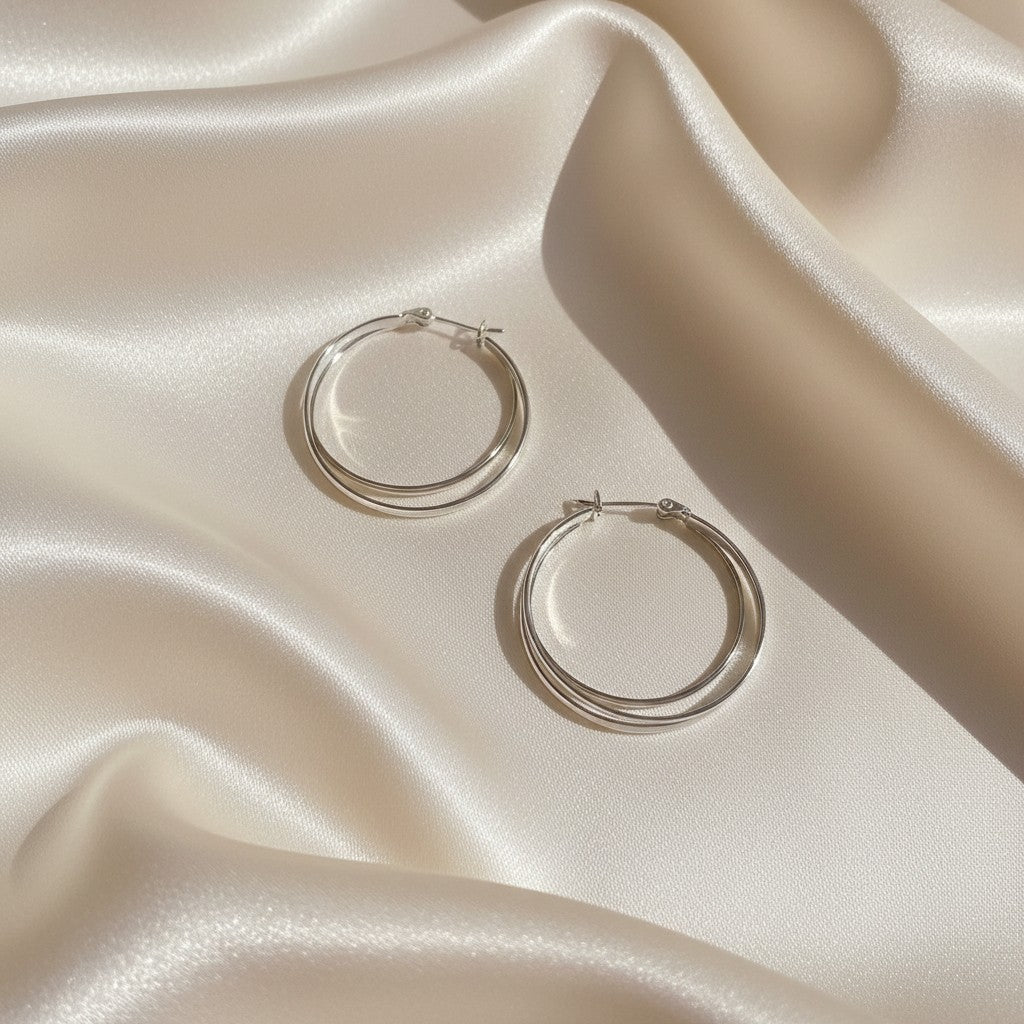 Lynn's Closet Boutique Interlocked Double Hoop Earrings