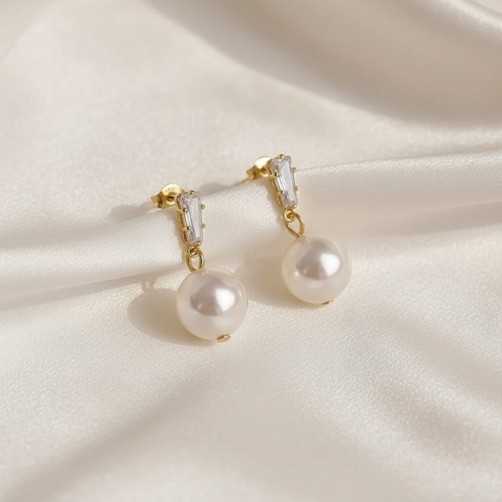 Lynn's Closet Boutique French Elegant Pearl Earrings