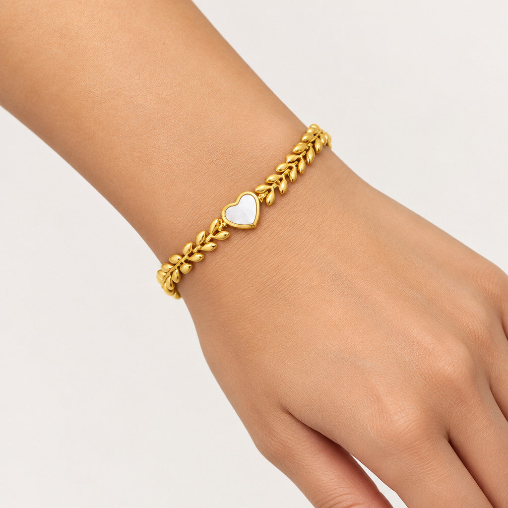 Heart White Shell Adjustable Bracelet