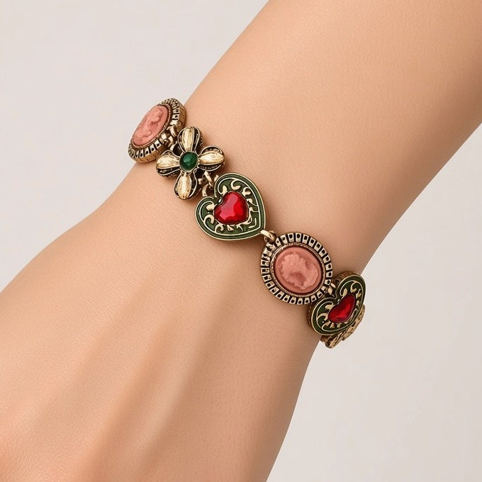 Baroque Cameo Portrait Heart Bracelet Gold Tone Copper - Gold Green