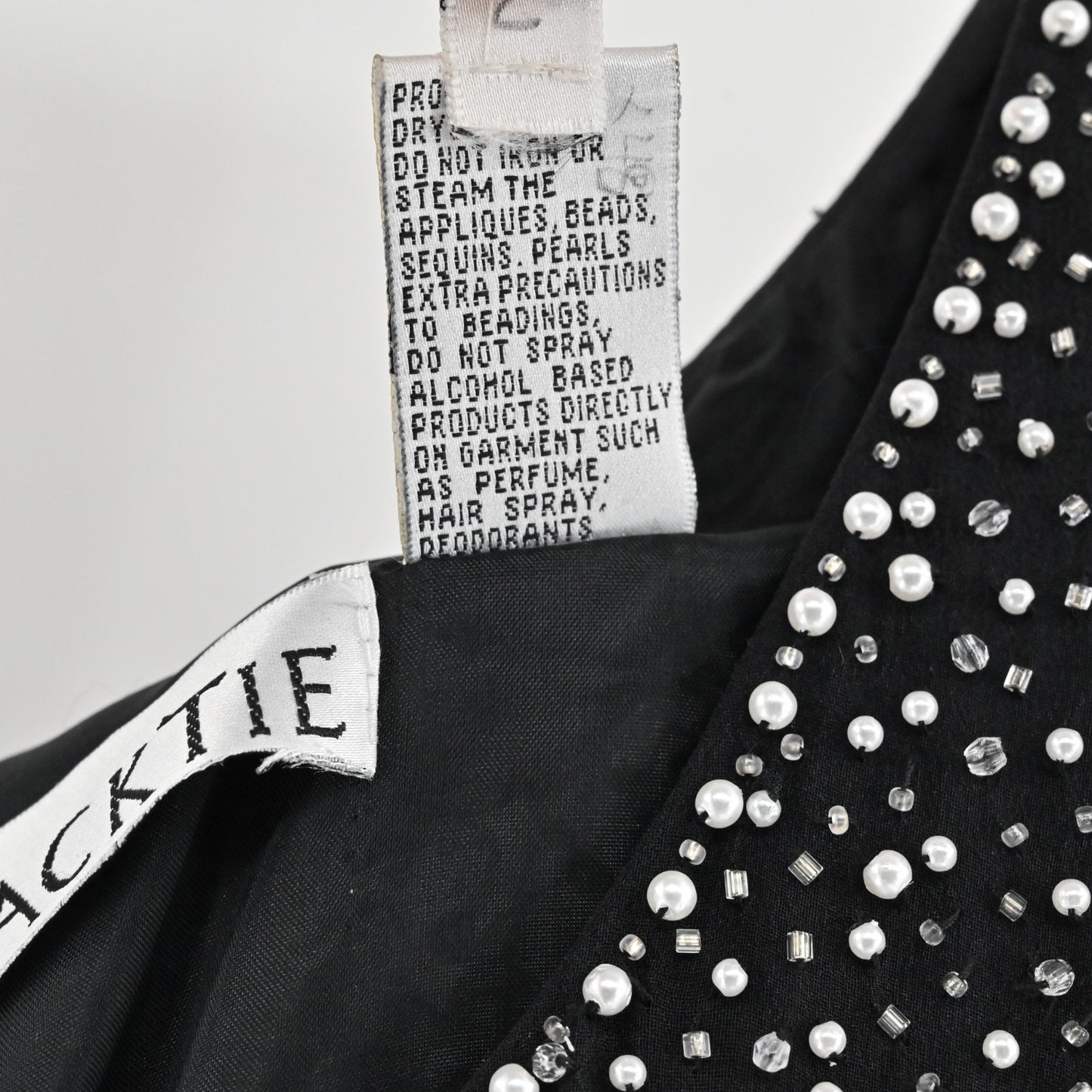 Vtg Beaded Silk Top Womens Size 2X Sleeveless Embellished Oleg Cassini Black Tie