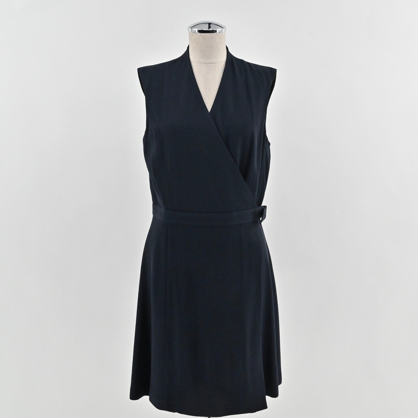 Theory Eldah Sleeveless Wrap Dress Size 10 Wool Navy Blue Quiet Luxury V Neck