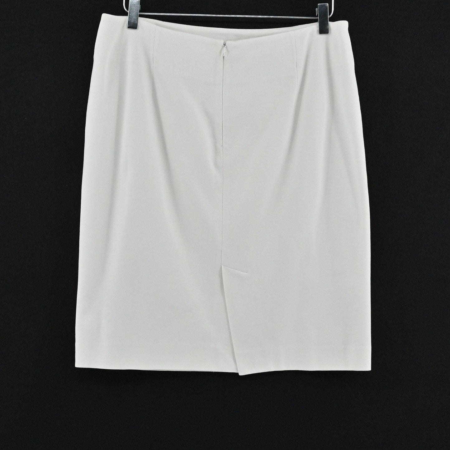 Les Copains White Pencil Skirt Size 8 Quiet Luxury Knee Length Career Business