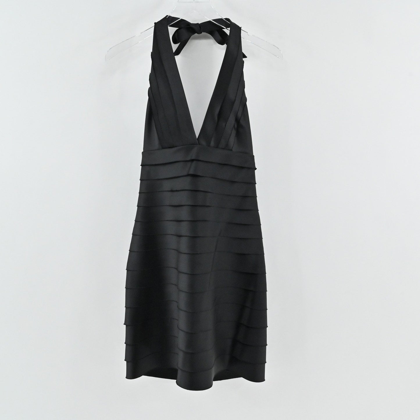 BCBGMAXAZRIA Silk Black Cocktail Dress Size 12 Tiered Elegant Sleeveless LBD