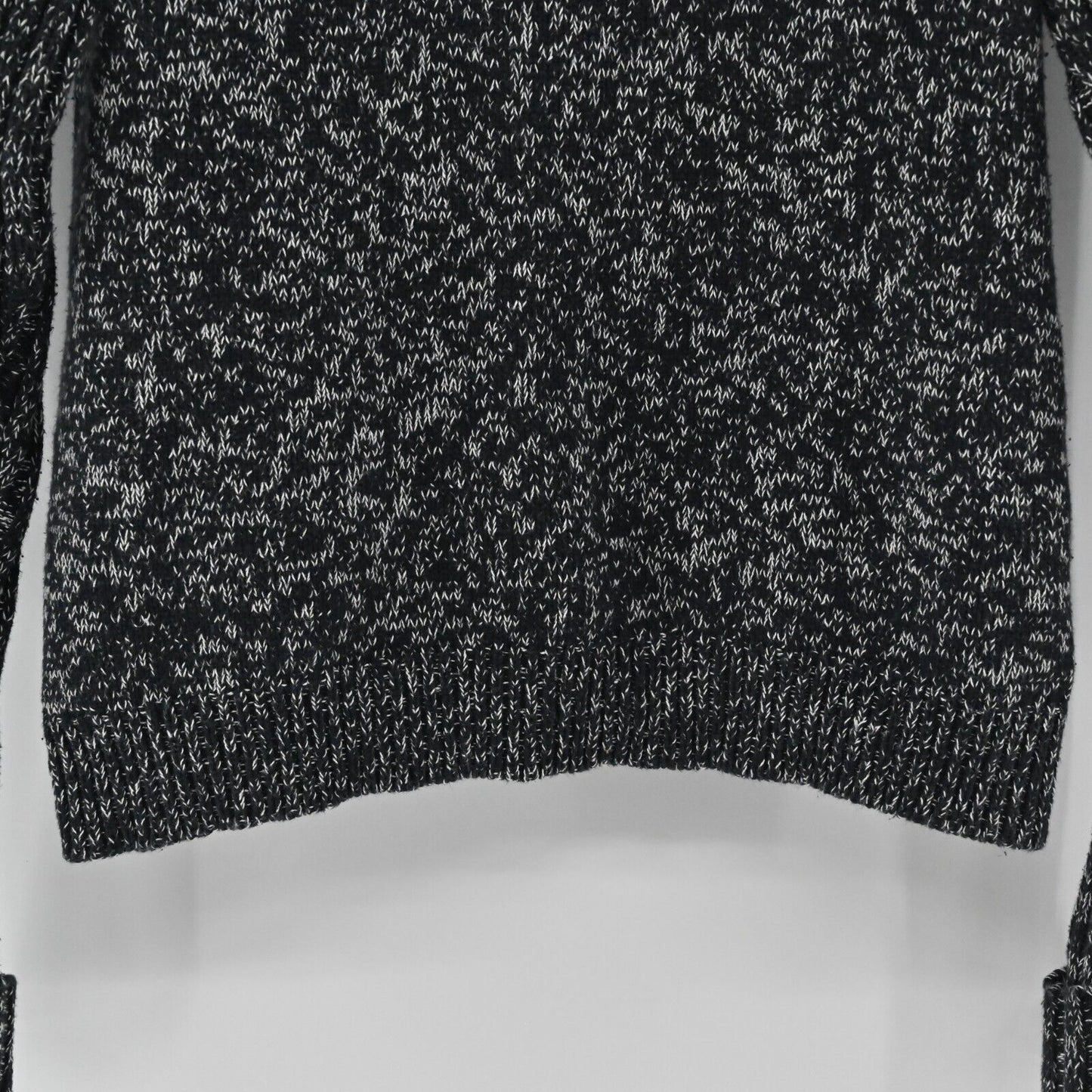 VINCE Sweater Womens Size XS Black White Long Sleeve Knit Top Cozy Winter Fall