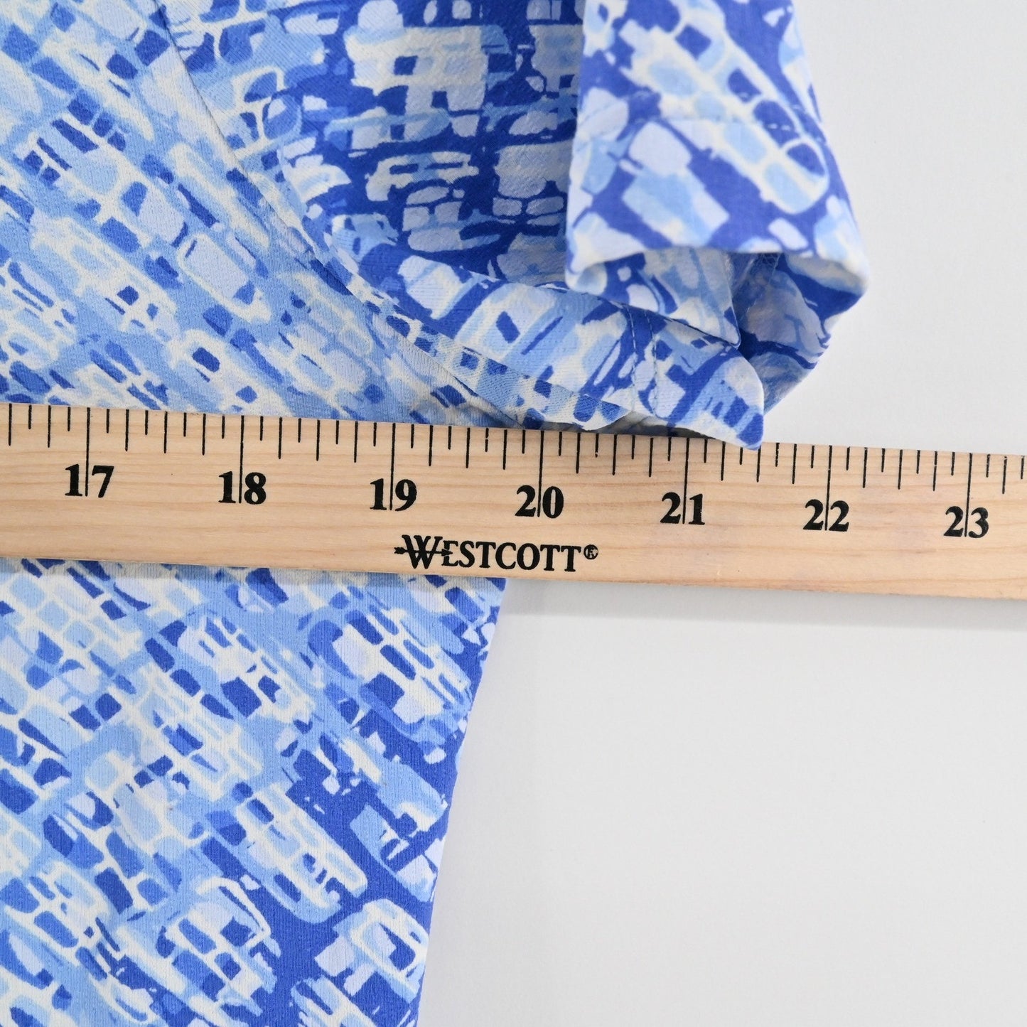 IBKUL Short Sleeve Golf Top Size XS Liz Denim Golf Tennis Pickleball COOLING