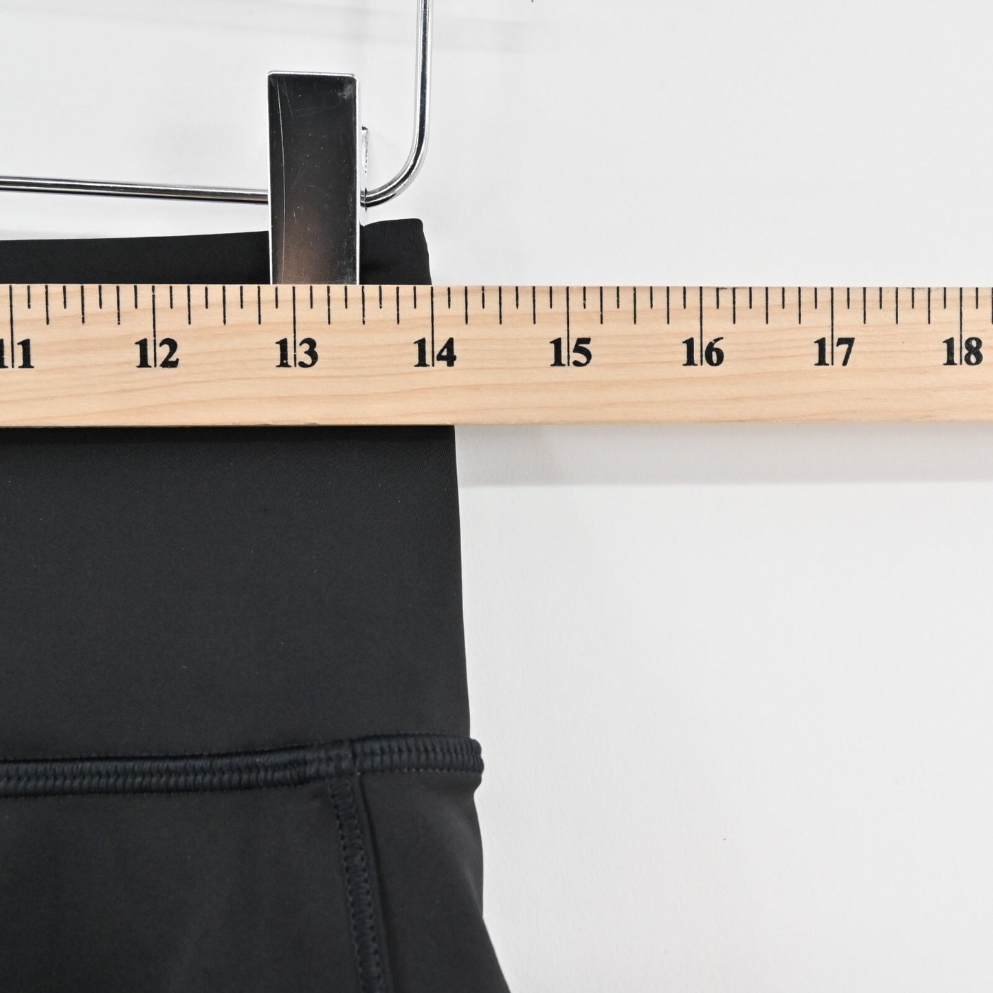 ATHLETA Skort Size XS Ace 13.5 in Black Tennis Skirt Pickleball Athletic Stretch