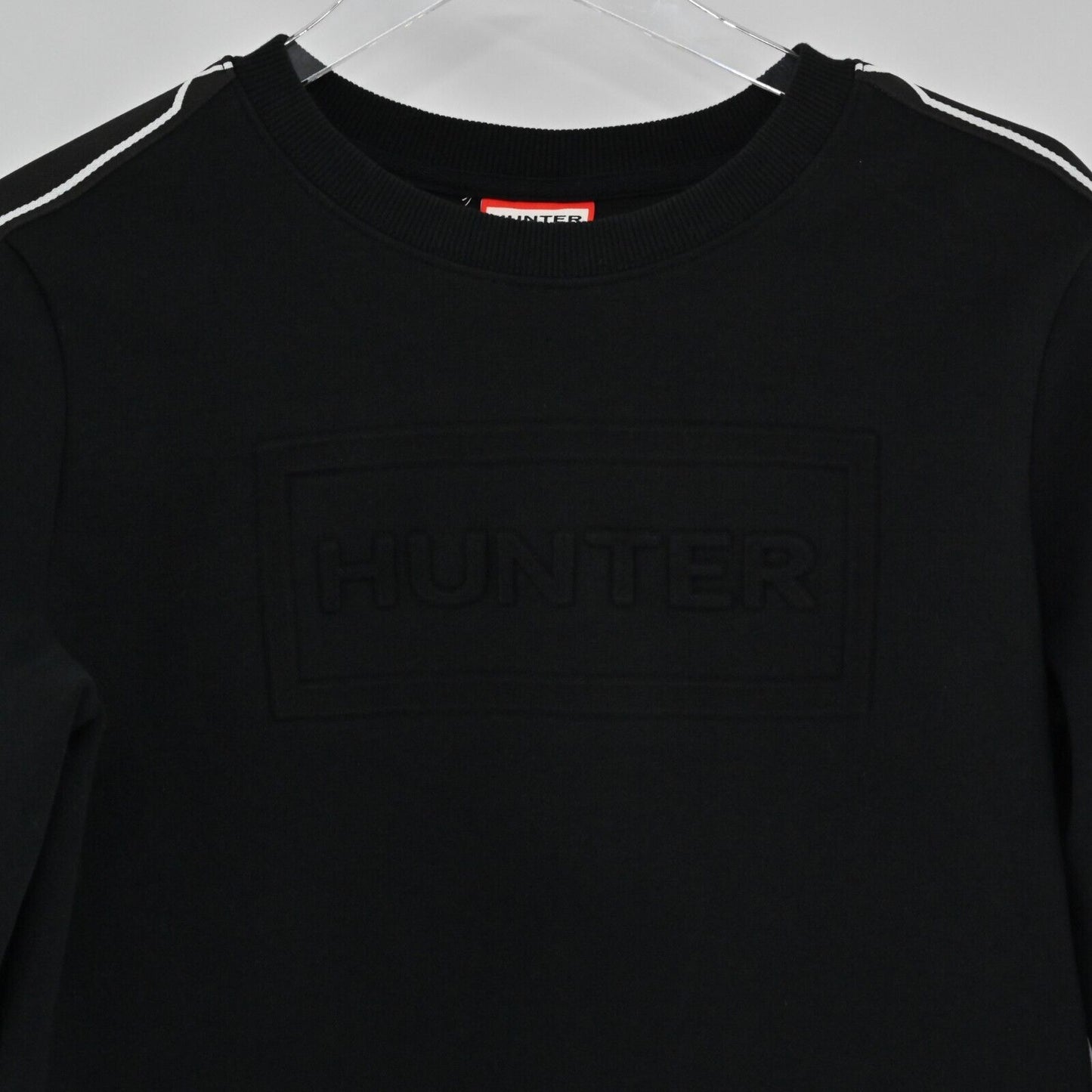 HUNTER Pullover Crewneck Womens Sz S Sweatshirt Chain Trim Logo Black White Crop