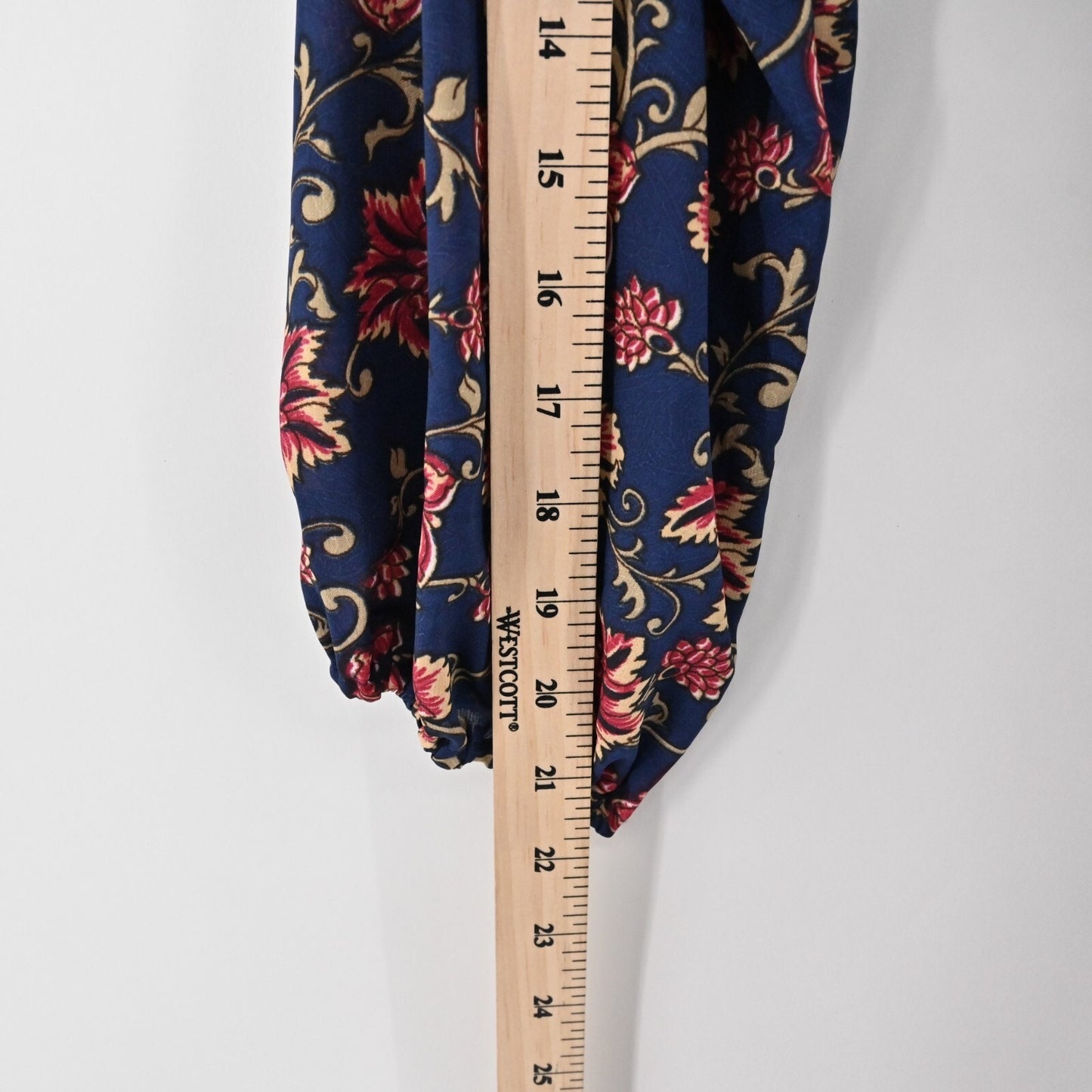 BOEMO Dress Size LP Navy Red Long Sleeve VNeck Tie Waist Floral Print Boho Maxi