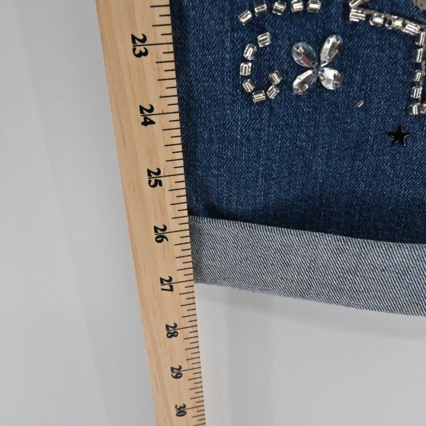 JOHNNY WAS Jeans Womens Size 29 Beaded Rhinestone Star The Boyfriend Relaxed Fit
