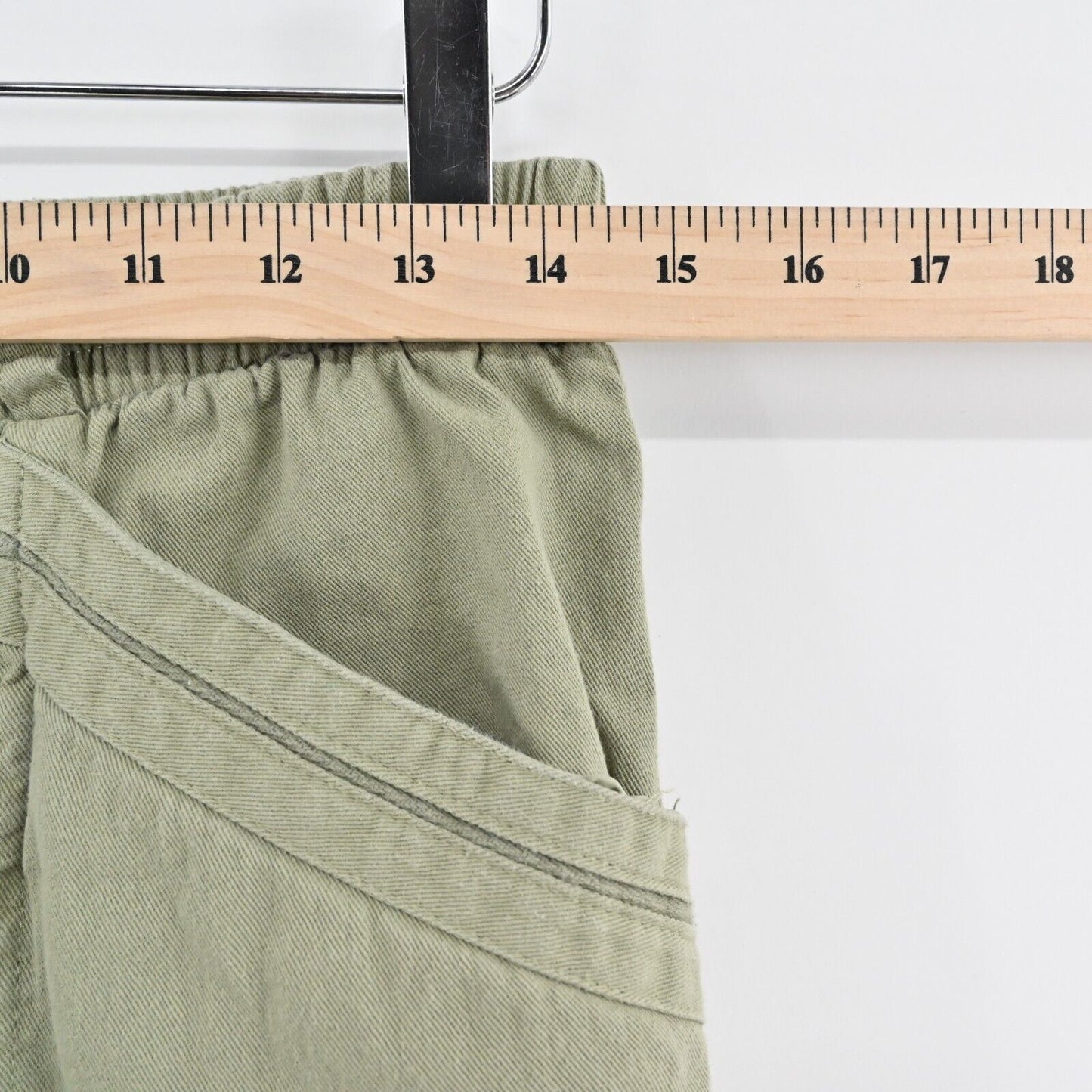 7 FOR ALL MANKIND Pants Womens Sz M Olive Green Pull On Utility Cargo High Rise